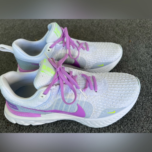 EUC Nike Women's React Infinity 3 Running Shoes Size 10 - Picture 1 of 11